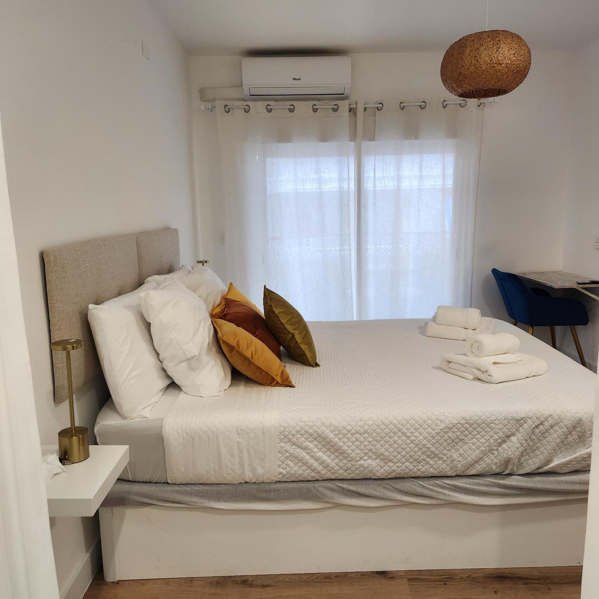 Apartament Modern Studio 5 Min To Beach & Dining Torrevieja Zewnętrze zdjęcie