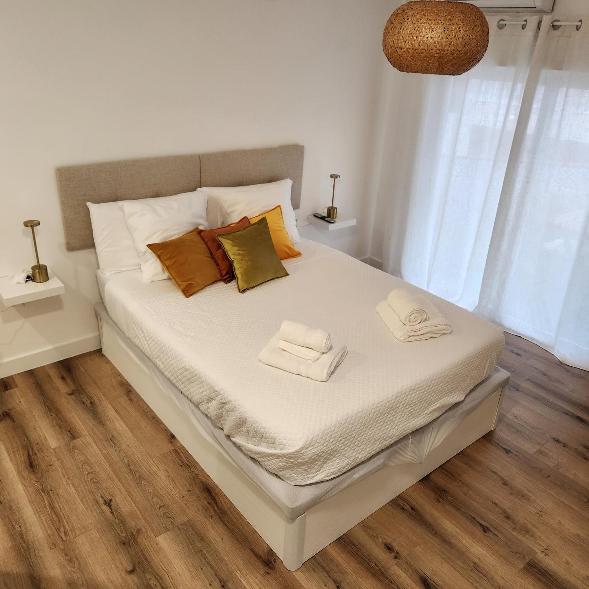 Apartament Modern Studio 5 Min To Beach & Dining Torrevieja Zewnętrze zdjęcie